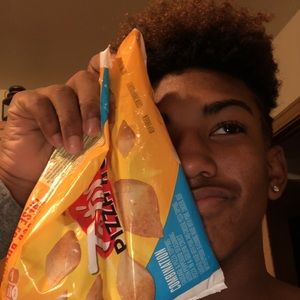 Meet your Posher, Elijah